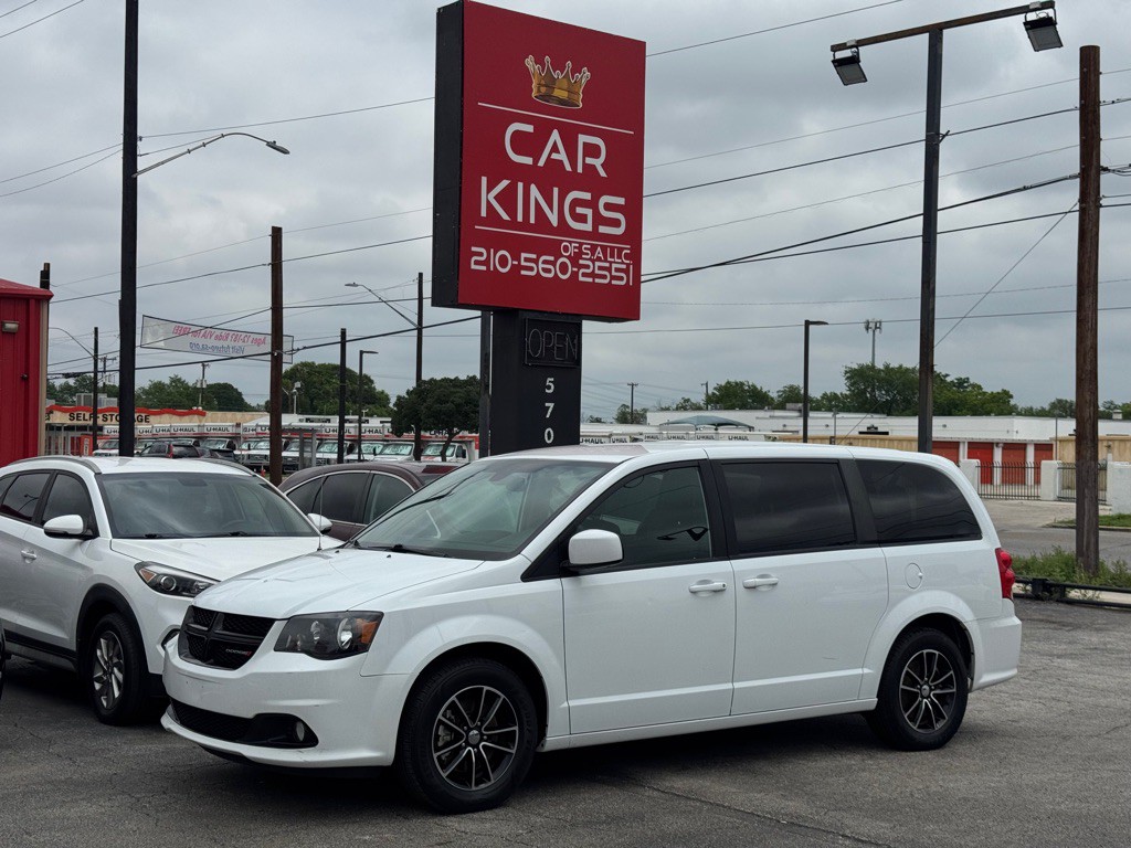 2019 Dodge Grand Caravan Image 1