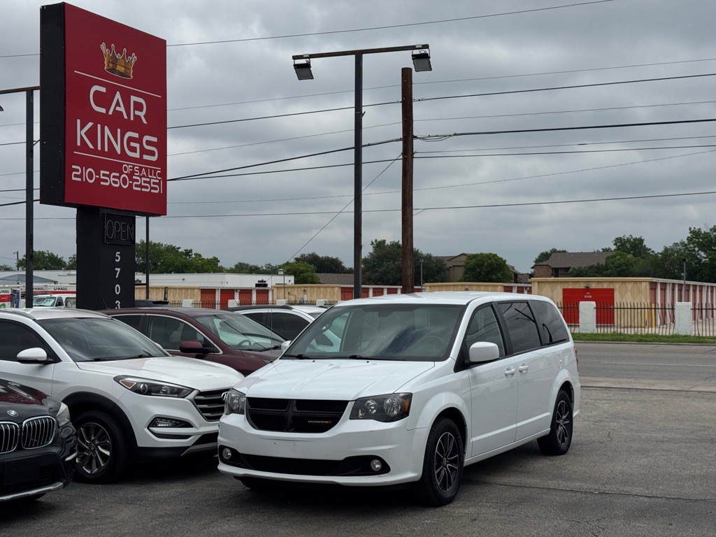 2019 Dodge Grand Caravan Image 2