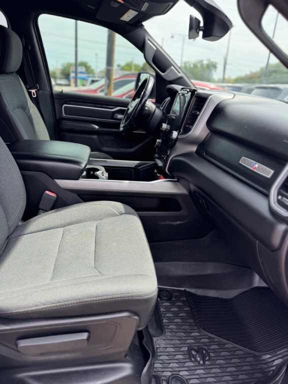 2020 RAM 1500 Image 15
