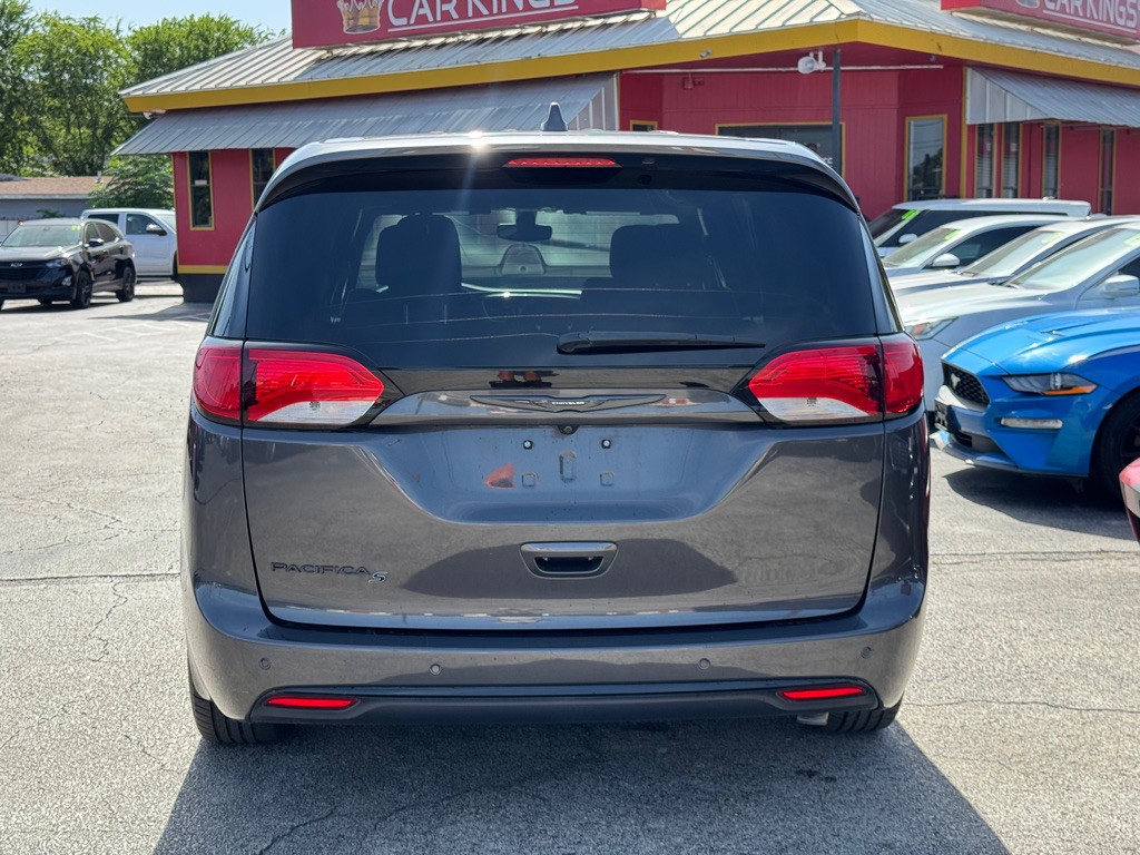 2020 Chrysler Pacifica Image 7