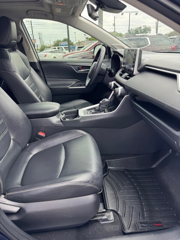 2019 Toyota Rav4 Image 14