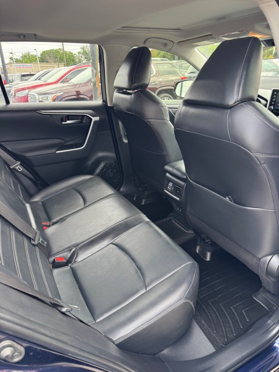 2019 Toyota Rav4 Image 17