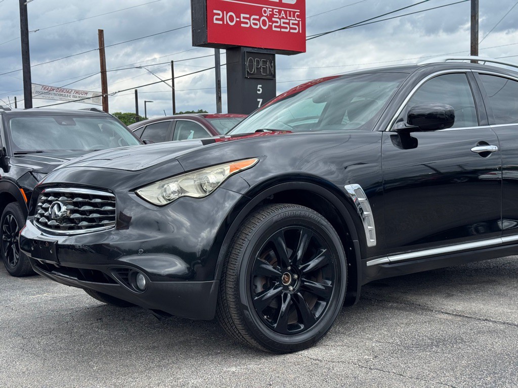 2009 INFINITI FX35 Image 4
