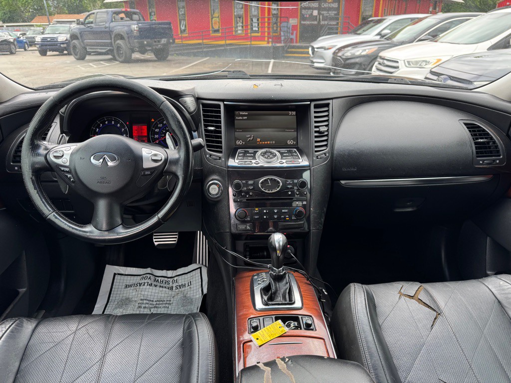 2009 INFINITI FX35 Image 18