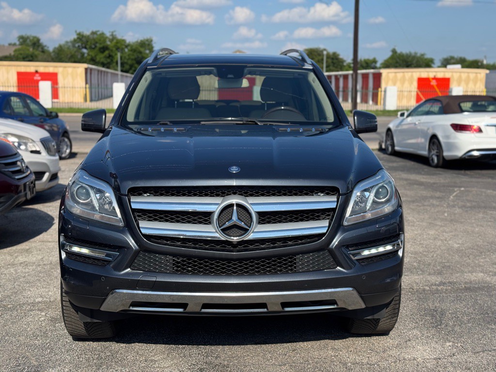 2013 Mercedes-Benz GL-Class Image 10