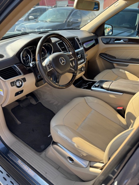 2013 Mercedes-Benz GL-Class Image 11