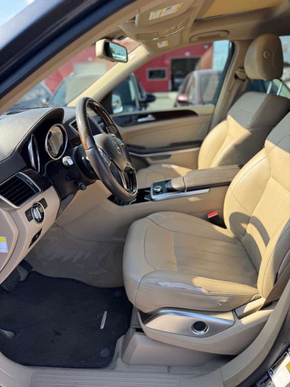2013 Mercedes-Benz GL-Class Image 12