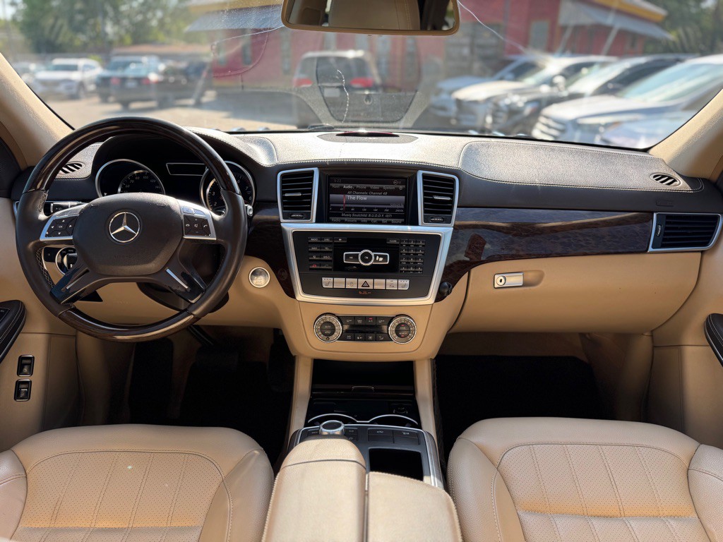 2013 Mercedes-Benz GL-Class Image 20