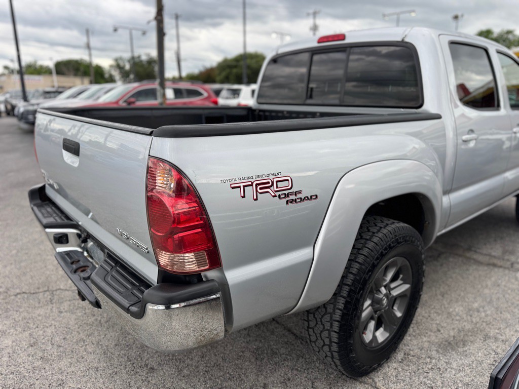 2005 Toyota Tacoma Image 8