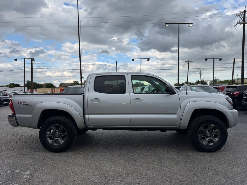2005 Toyota Tacoma Image 9