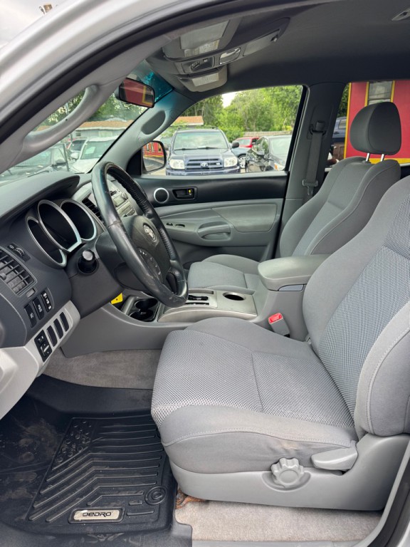 2005 Toyota Tacoma Image 13