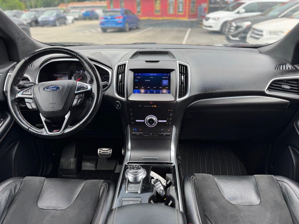 2020 Ford Edge Image 20