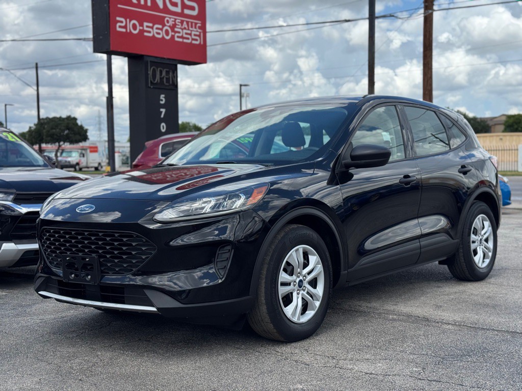 2020 Ford Escape Image 3