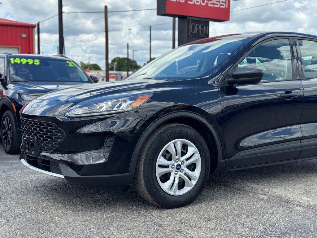2020 Ford Escape Image 4