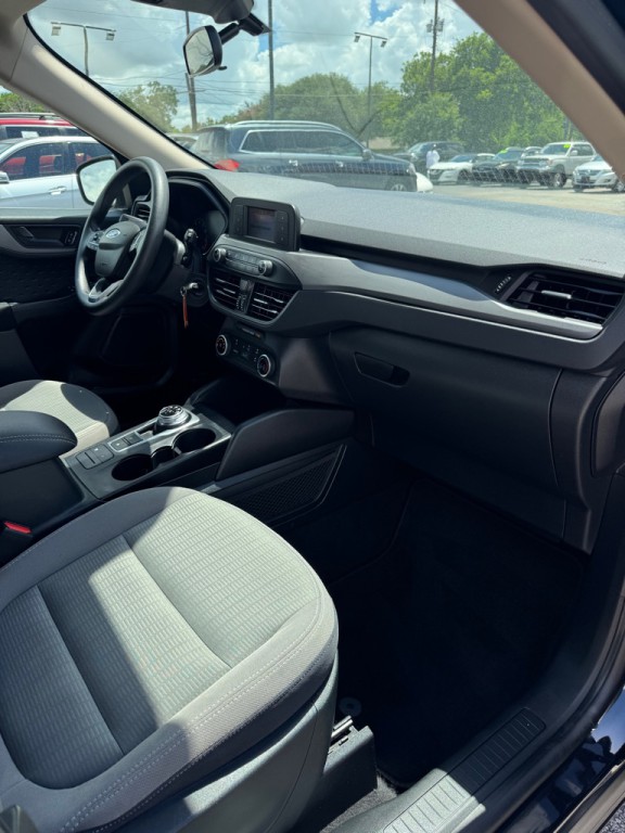 2020 Ford Escape Image 15
