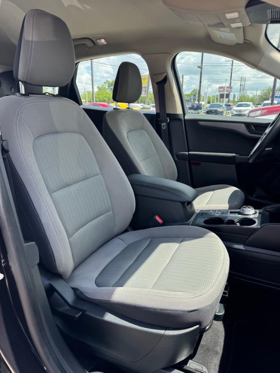 2020 Ford Escape Image 17
