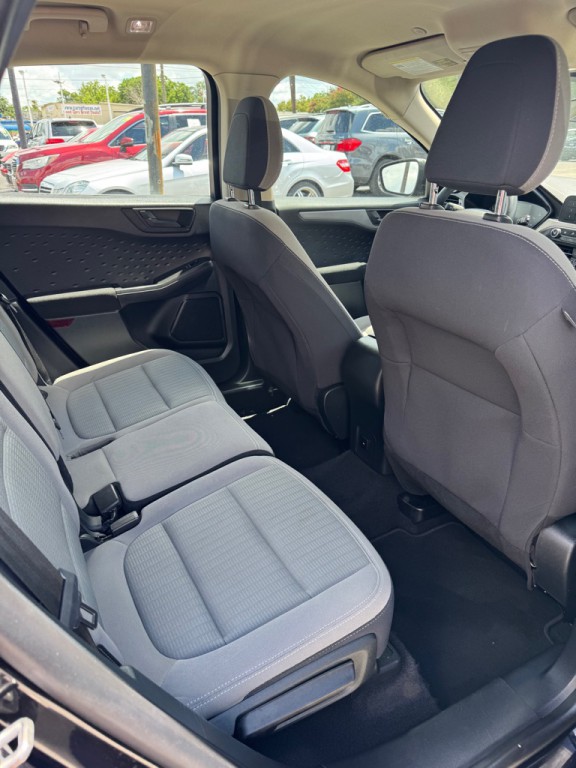2020 Ford Escape Image 19