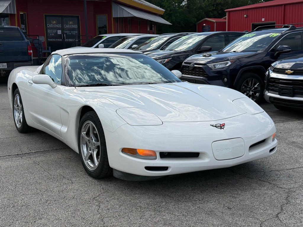 2002 Chevrolet Corvette Image 9
