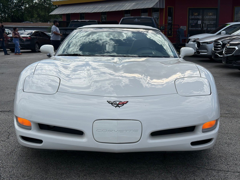 2002 Chevrolet Corvette Image 10