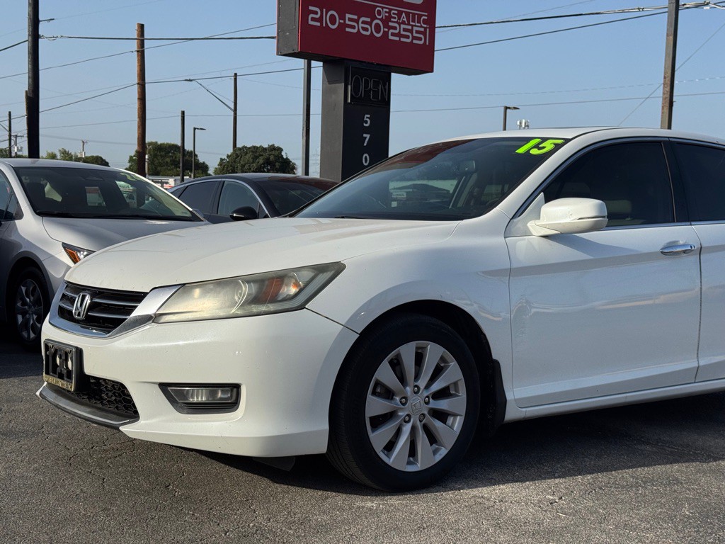 2015 Honda Accord Image 4