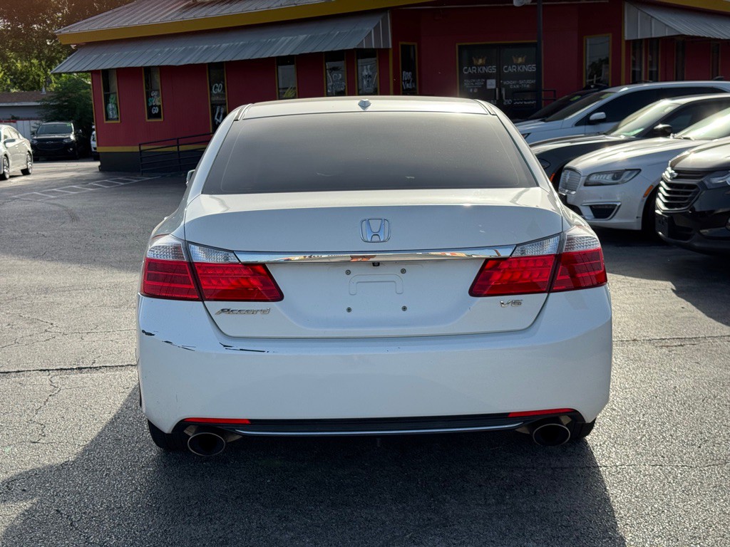 2015 Honda Accord Image 7