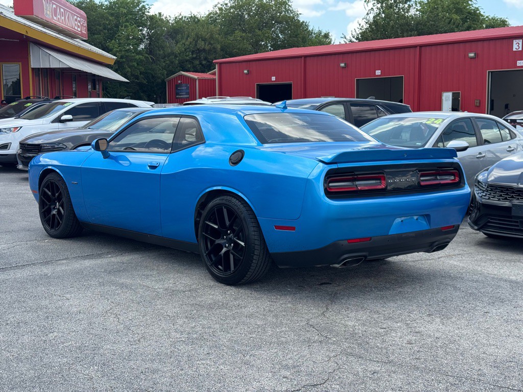 2015 Dodge Challenger Image 6