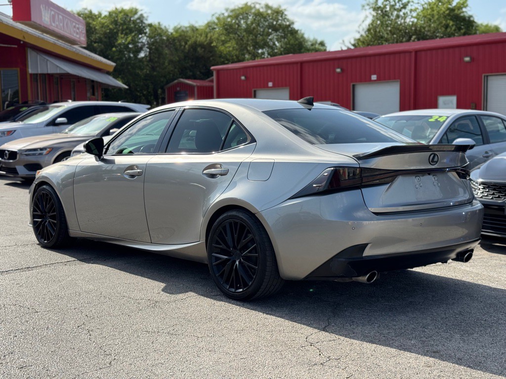 2015 Lexus IS Image 6