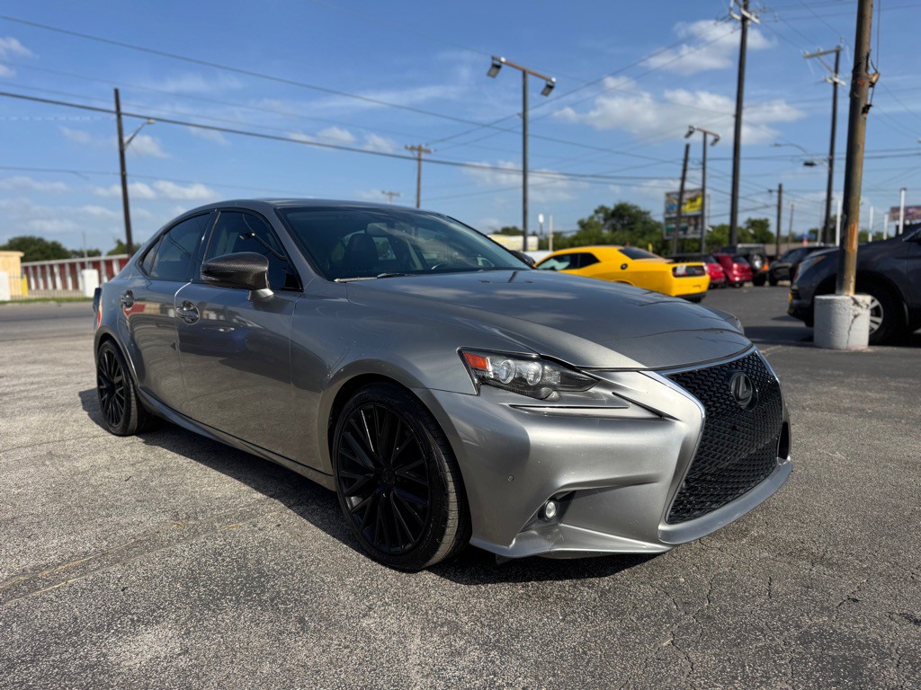 2015 Lexus IS Image 10