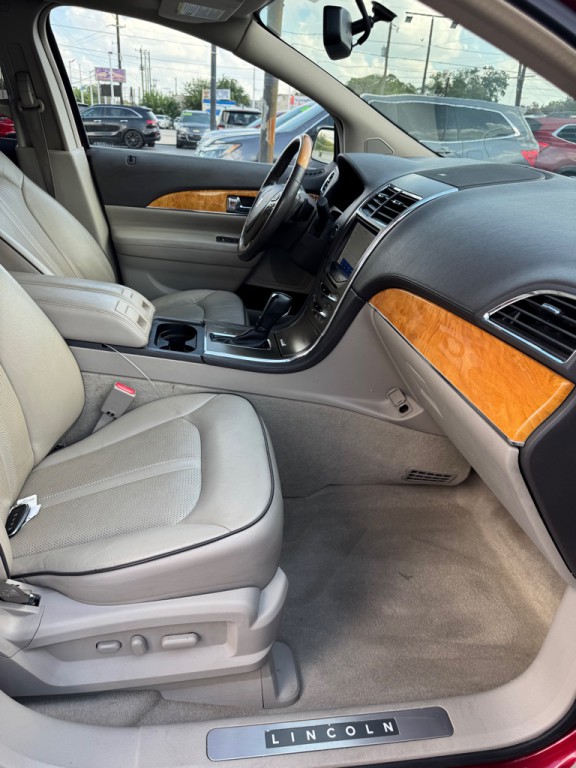 2013 Lincoln MKX Image 16