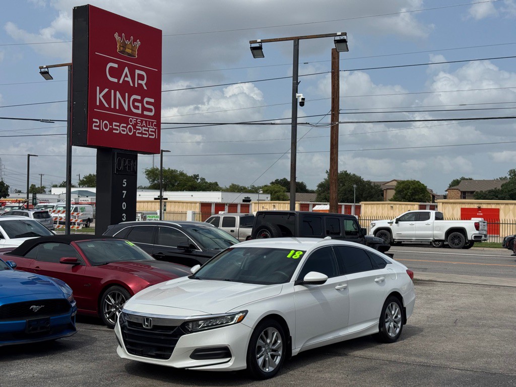 2018 Honda Accord Image 2