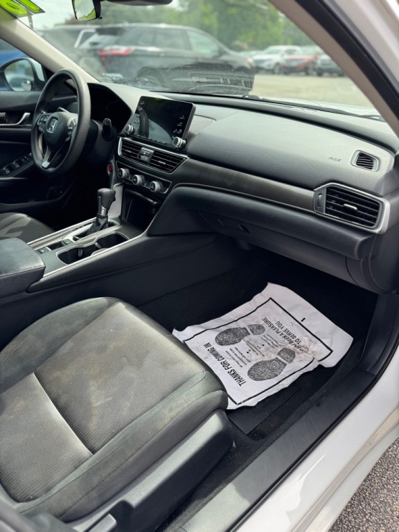2018 Honda Accord Image 13