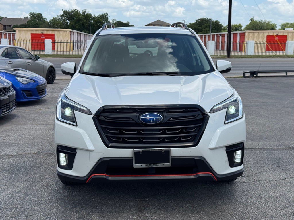 2022 Subaru Forester Image 10