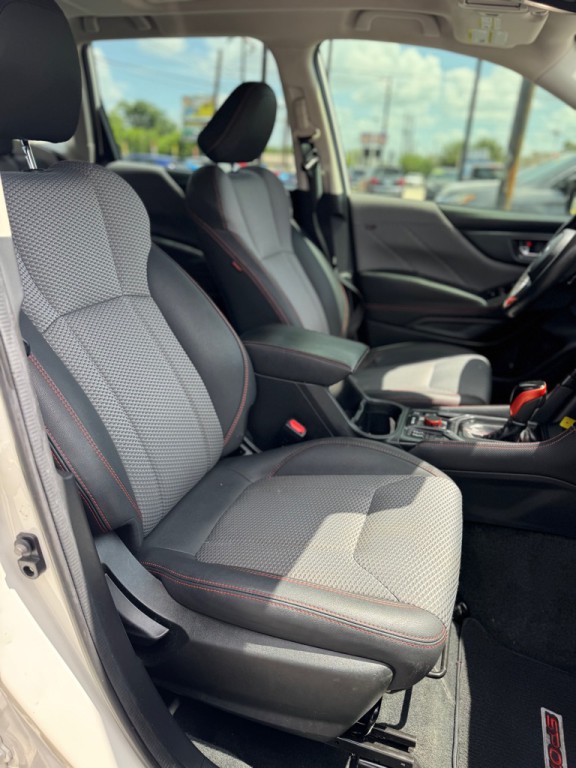 2022 Subaru Forester Image 16