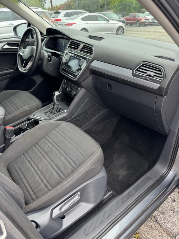 2023 Volkswagen Tiguan Image 15