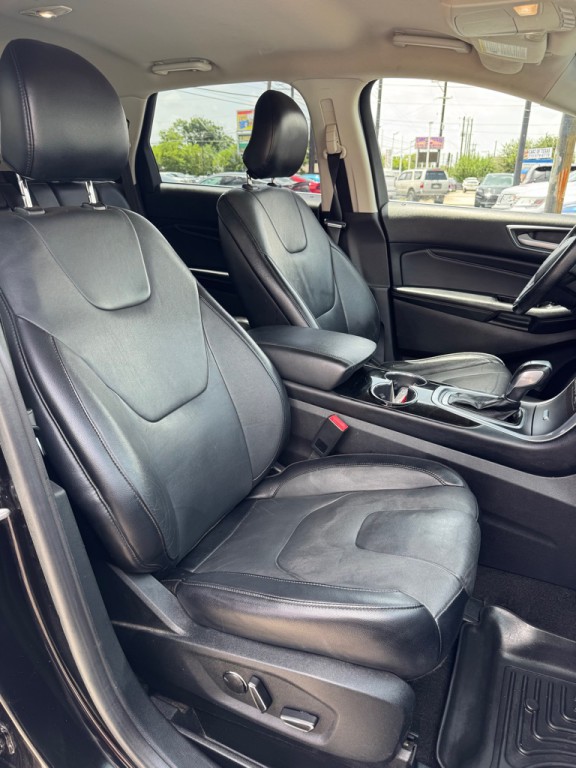 2018 Ford Edge Image 16