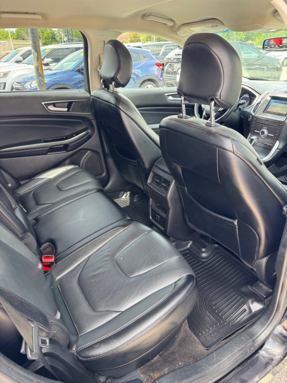 2018 Ford Edge Image 18