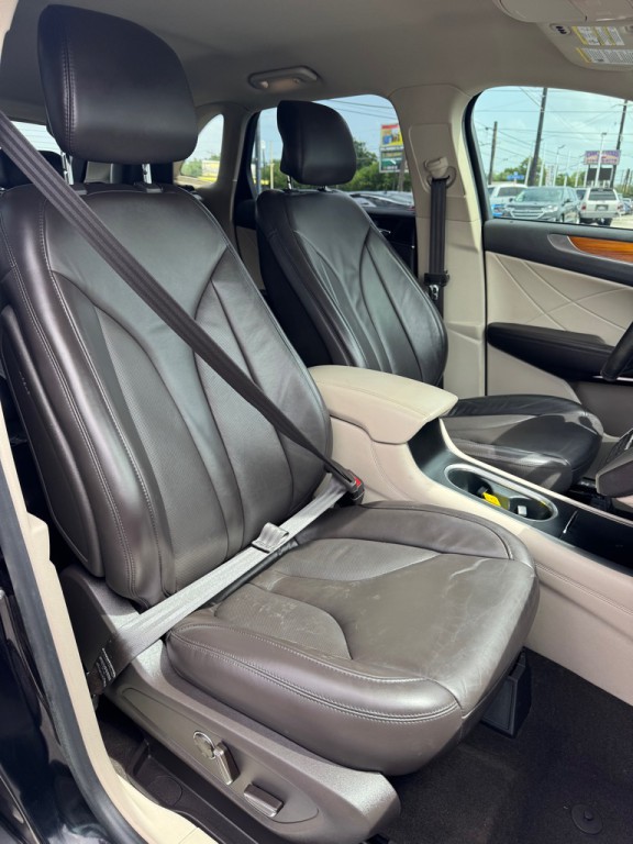2019 Lincoln MKC Image 16