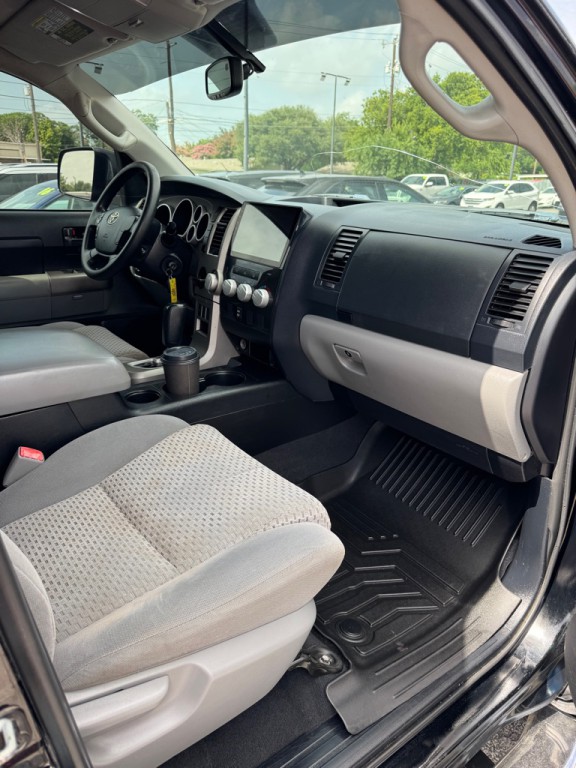 2013 Toyota Tundra Image 16
