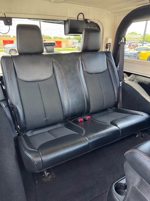 2017 Jeep Wrangler Image 18