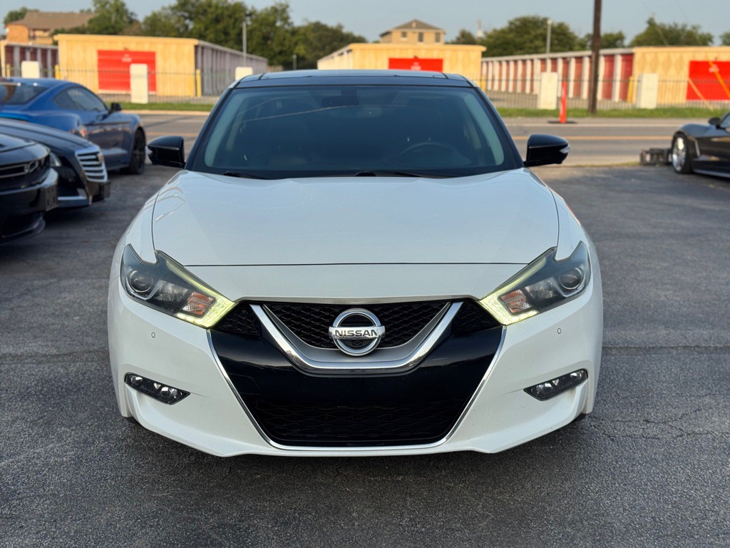 2017 Nissan Maxima Image 11