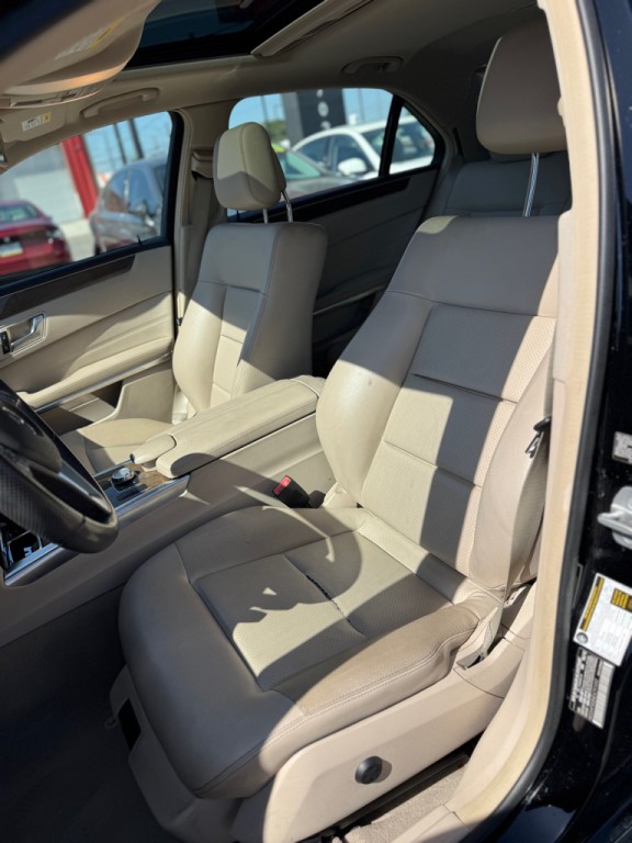 2014 Mercedes-Benz E-Class Image 14