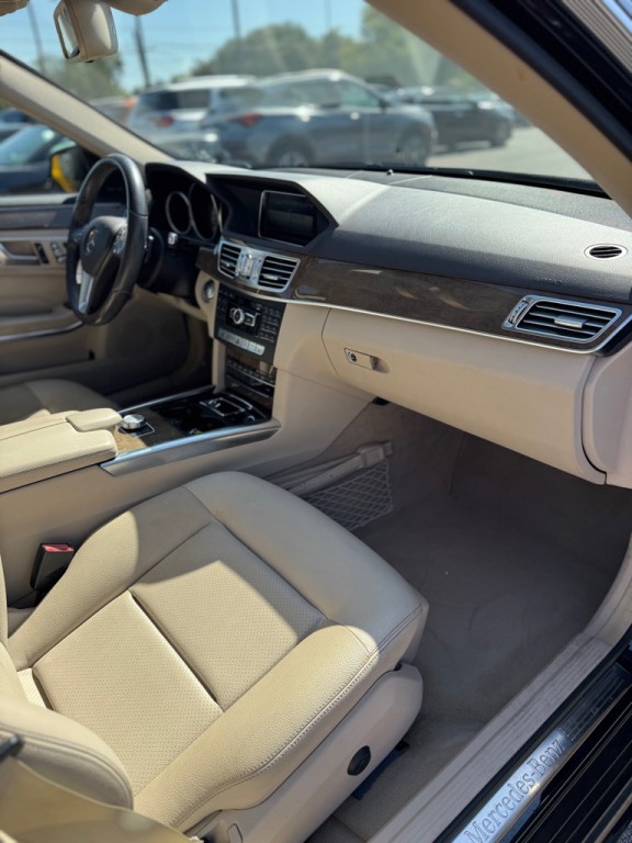 2014 Mercedes-Benz E-Class Image 15