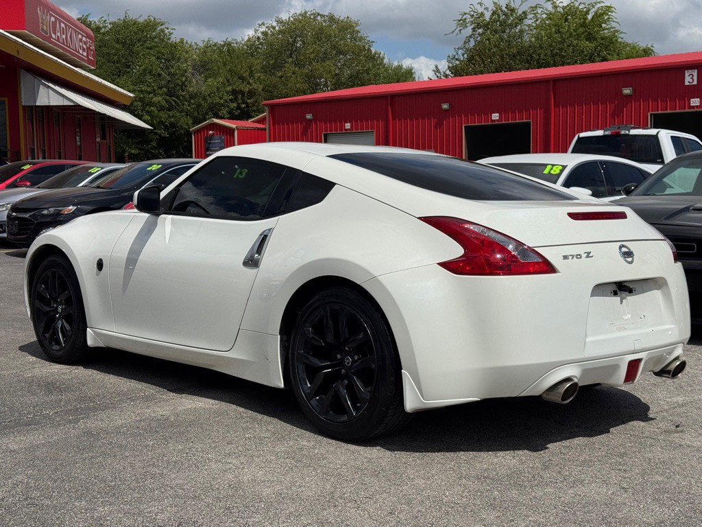 2016 Nissan 370Z Image 6