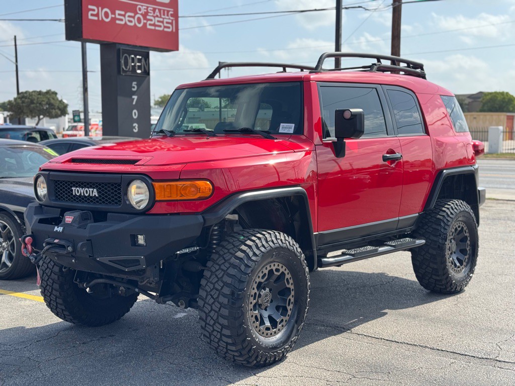 2012 Toyota FJ Cruiser Image 3