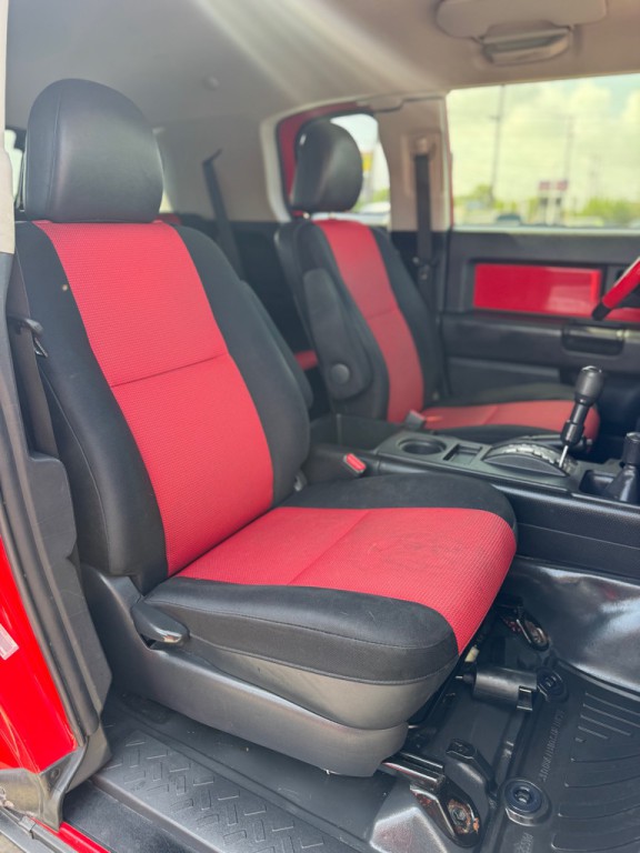 2012 Toyota FJ Cruiser Image 18