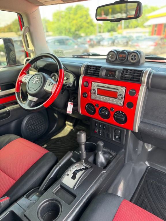 2012 Toyota FJ Cruiser Image 20
