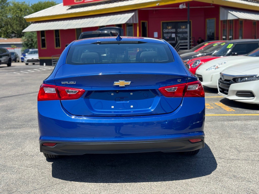 2023 Chevrolet Malibu Image 7