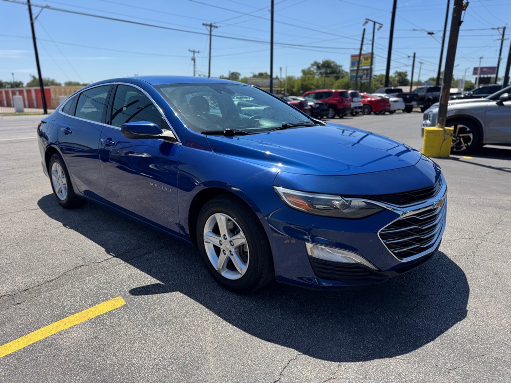2023 Chevrolet Malibu Image 9