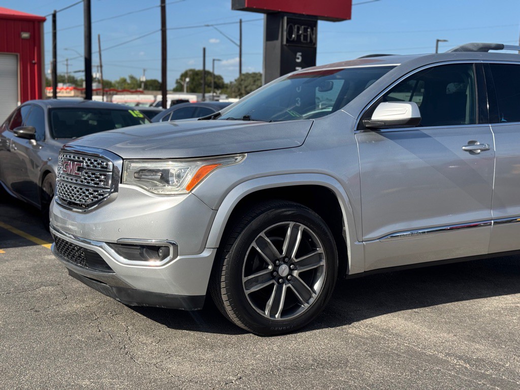 2019 GMC Acadia Image 4