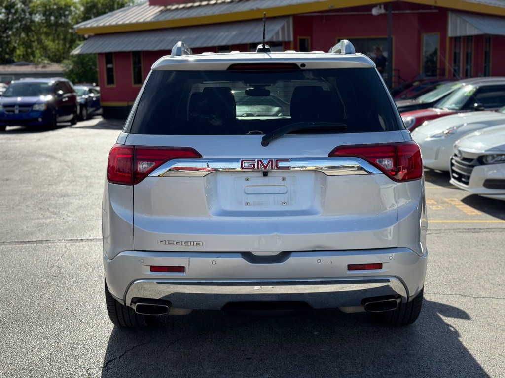 2019 GMC Acadia Image 7